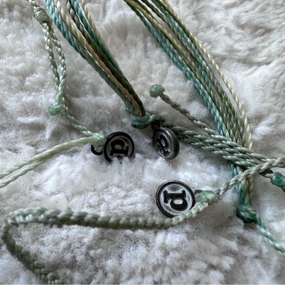 Pura Vida | 3 Pack Palm, Wave, Shoreline Bracelet Set | One Size - Picture 4 of 5